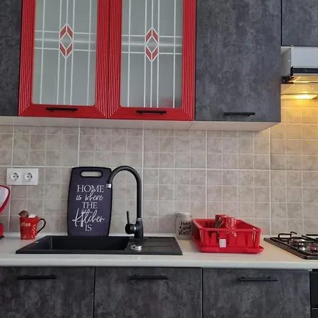 Garii Near Train Station, Self Check-in,